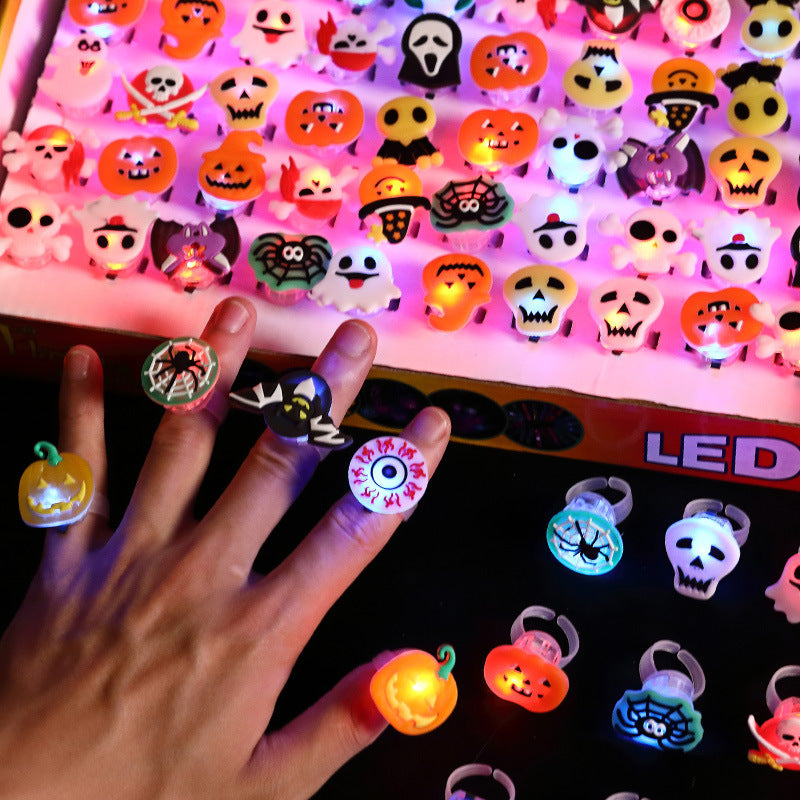 👻50Pcs LED Halloween Ring,Halloween Christmas Party Decoration Home Horror Props