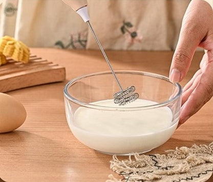 Portable Mini Drink Mixer – Type-C Milk Frother for Coffee & More